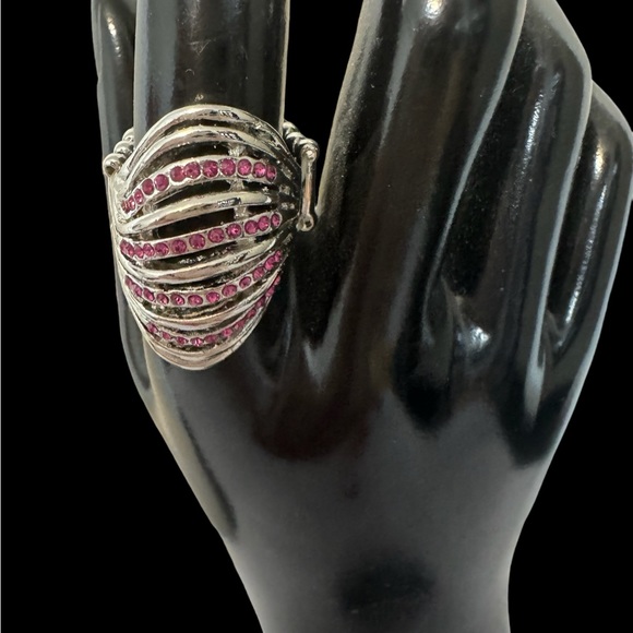 ❤️BEAUTIFUL   SILVER TONE w/PINK RHINESTONES STRETCH RING - Picture 2 of 6